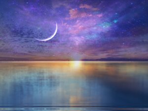 Холст с красками 30х40 см по номерам Месяц над водой 30 цв в короб Х-4186