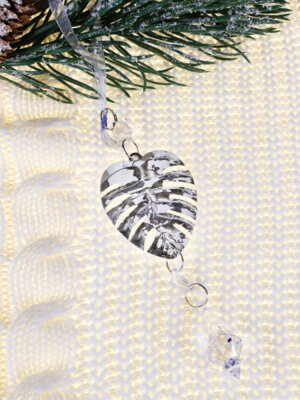 Новогоднее подвесное украшение Листочек, серебряный 6 см  НУ-5136