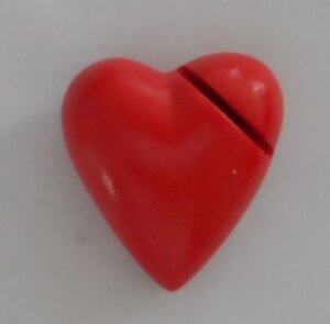 Держатель для фотографий Любовь 5.8*6.6*2.7см из полирезины 36933